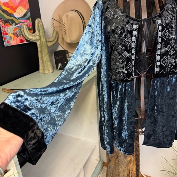 Mystree Blue Velvet Cardigan with Black Accents - Picture 3 of 5